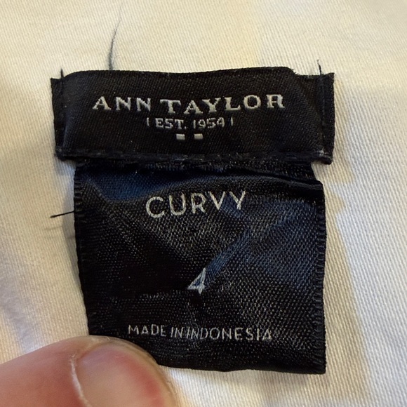 Ann Taylor Curvy Fit Pants in Cream - Picture 6 of 7